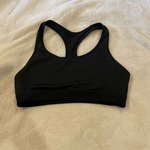 sports bra